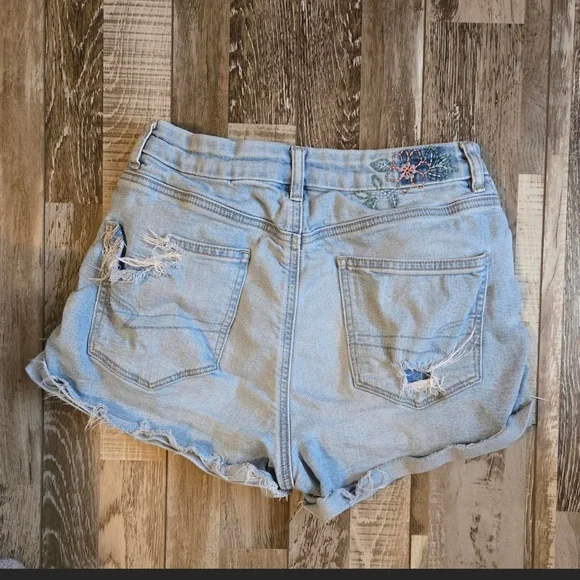 American Eagle Outfitters Light Blue Ripped Jean Shorts - Picture 2 of 5